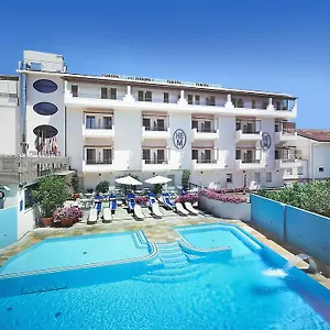 Europa Monetti 4*, Cattolica Italie